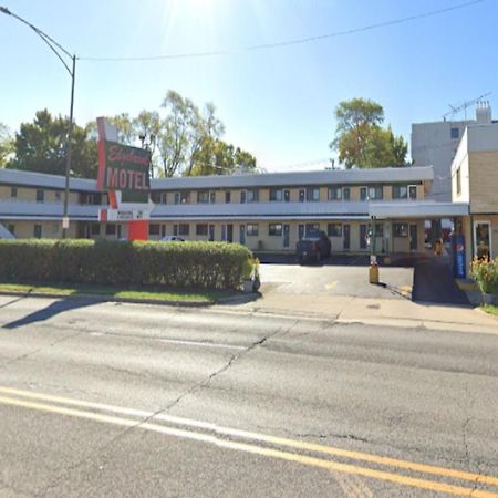 Oyo Hotel Edgebrook Chicago North Shore 外观 照片