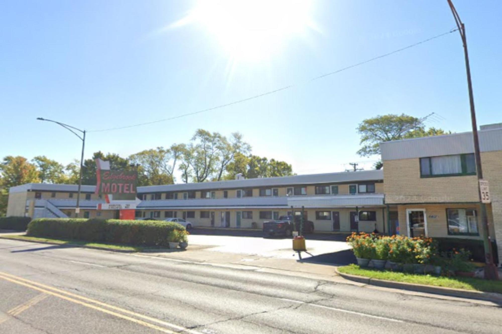 Oyo Hotel Edgebrook Chicago North Shore 外观 照片