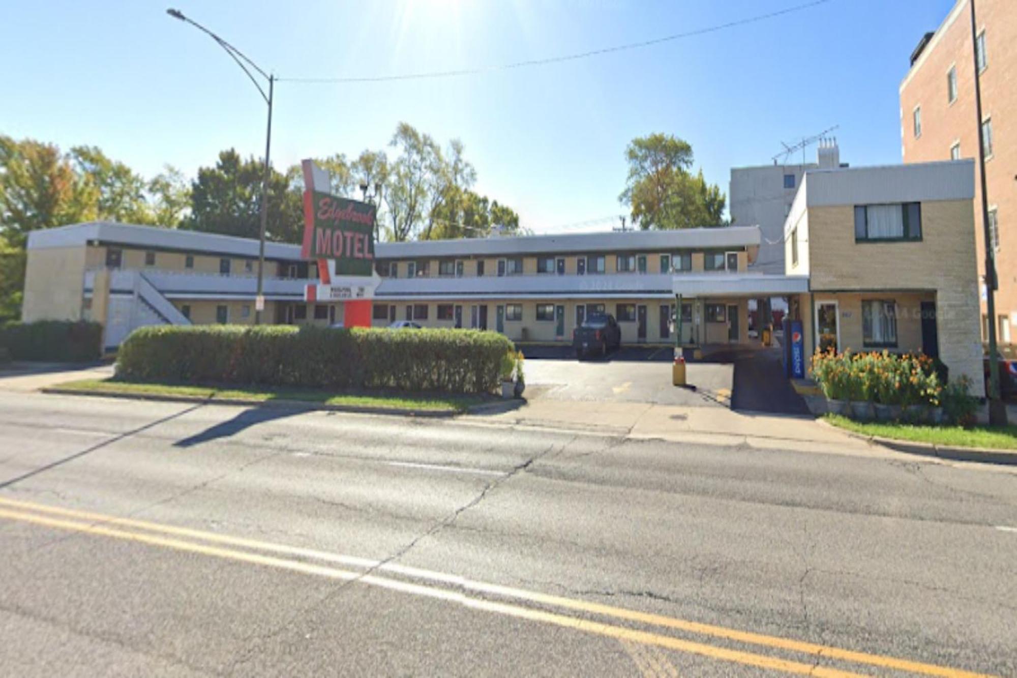 Oyo Hotel Edgebrook Chicago North Shore 外观 照片