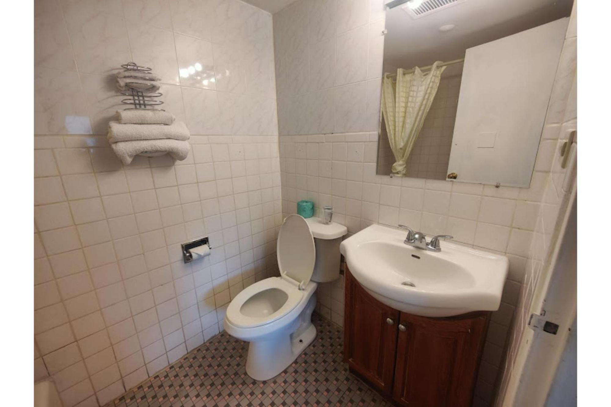 Oyo Hotel Edgebrook Chicago North Shore 外观 照片