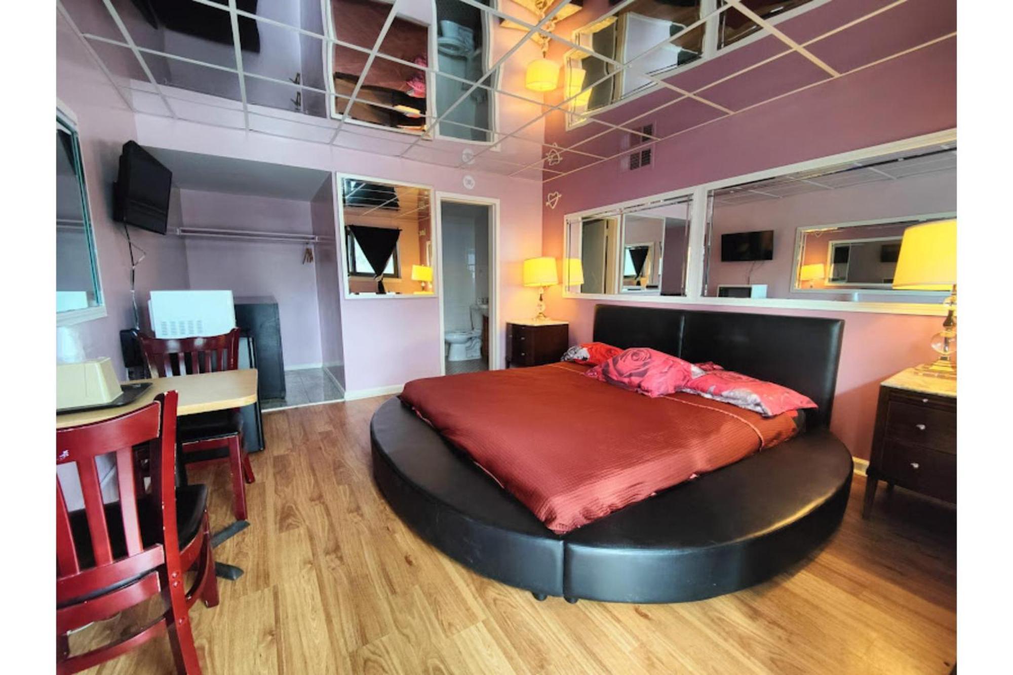 Oyo Hotel Edgebrook Chicago North Shore 外观 照片